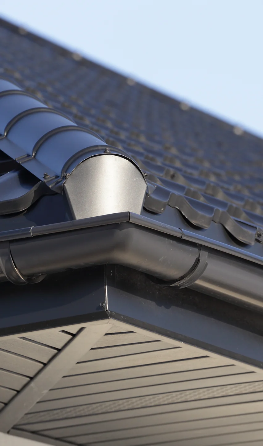 close-up-of-gutter-on-roof