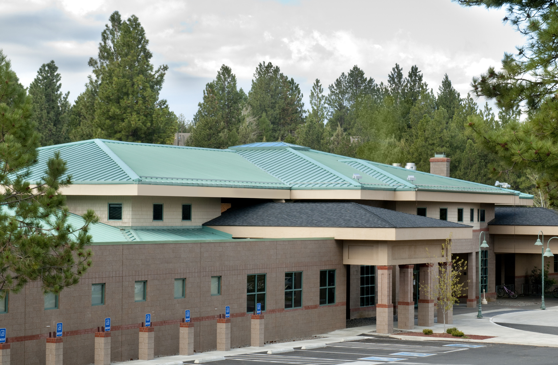 roofing-repair-for-commercial-buildings