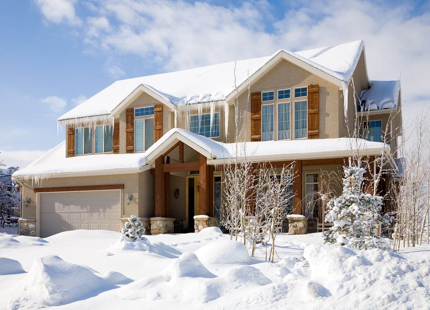 House-with-snow-and-ice-image